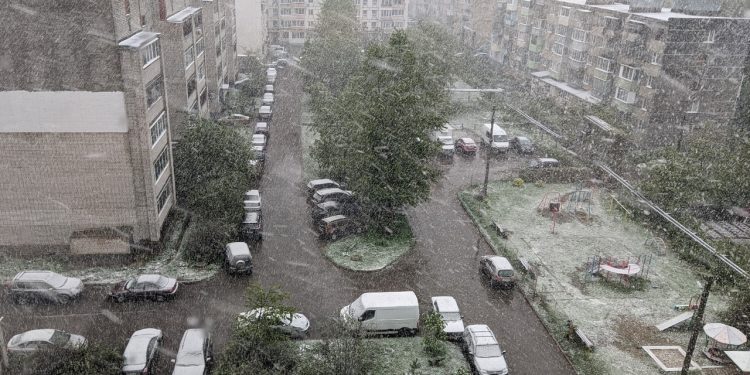 Рязанцы поделились снимками майского снега