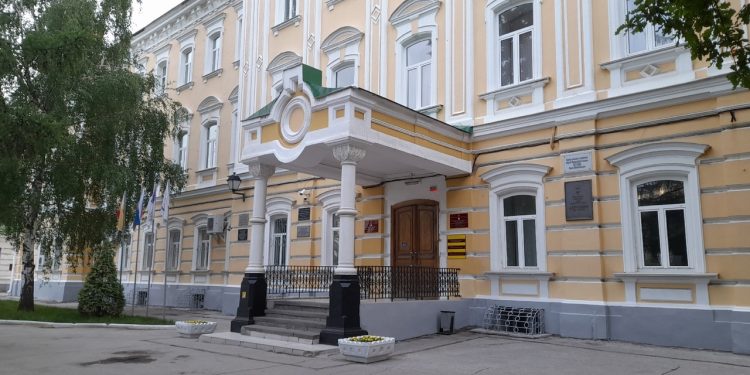 SuperJob: 62% рязанцев уверены, что высшее образование — это престижно