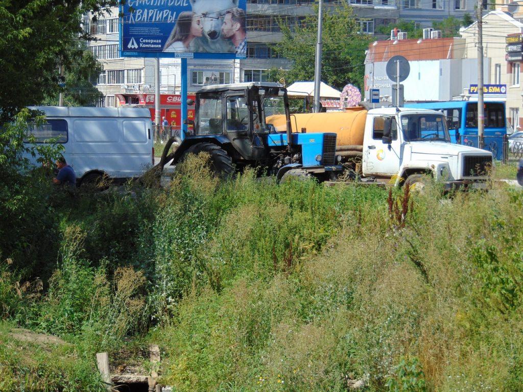 Рязанцы пожаловались на слив неизвестной жидкости в Черезовский пруд