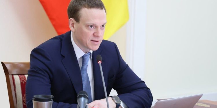 Губернатор Малков передал награду семье рязанского бойца