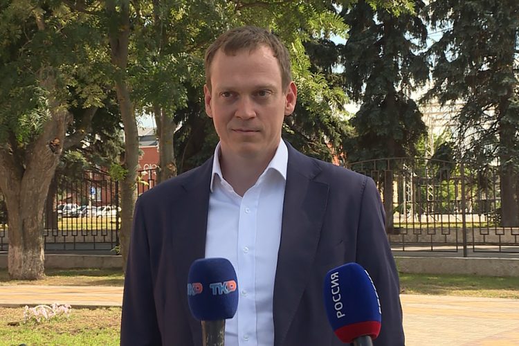 Сельские больницы Рязанской области получат 23 новых автомобиля