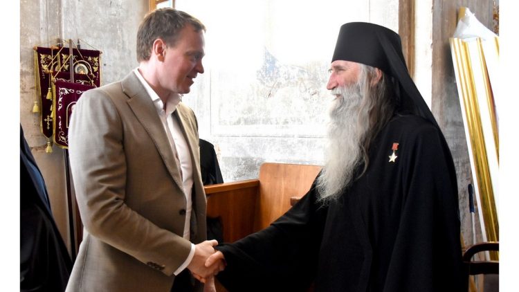 Рязанский губернатор Павел Малков и монах Киприан посетили Вышенский женский монастырь