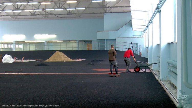 Реконструкция рязанского манежа "Юность завершится 29 декабря