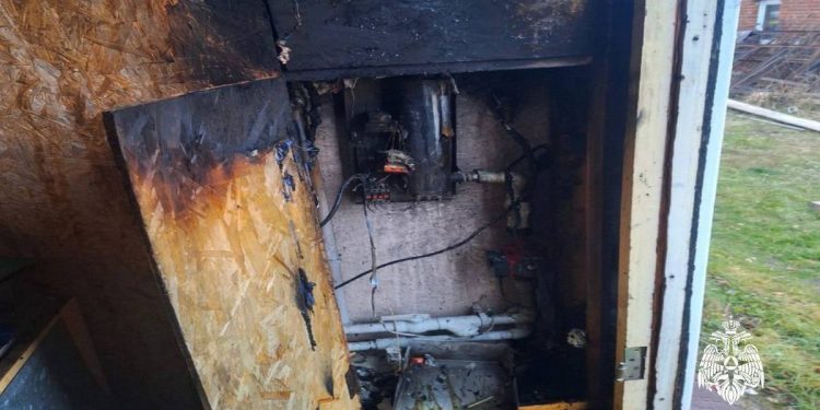 В Спасском районе из-за неисправности проводки загорелся дом