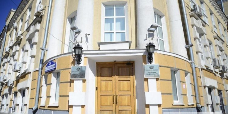 Мэрия Рязани расторгла контракт с подрядчиком благоустройства улицы Павлова