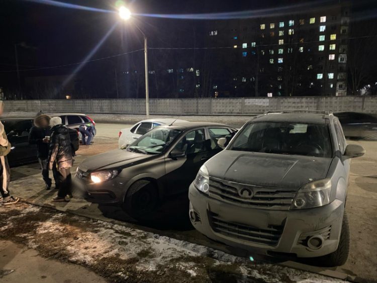 В массовом ДТП на улице Интернациональной пострадали два человека