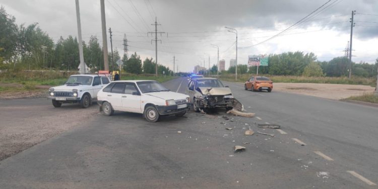 В ДТП на Восточной окружной дороге пострадала 55-летняя женщина