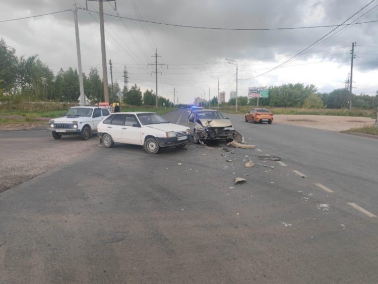 В ДТП на Восточной окружной дороге пострадала 55-летняя женщина