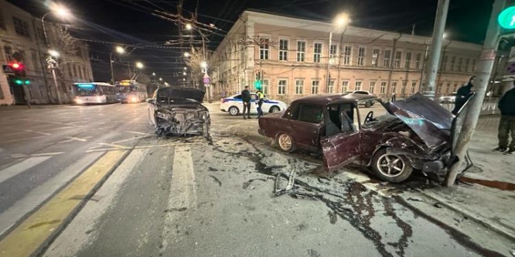 Полицейские прокомментировали ДТП, произошедшее около рязанской филармонии
