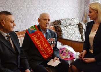 В Рыбновском районе на дома фронтовиков установили именные таблички В Рыбновском районе на дома фронтовиков установили именные таблички