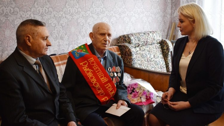 В Рыбновском районе на дома фронтовиков установили именные таблички