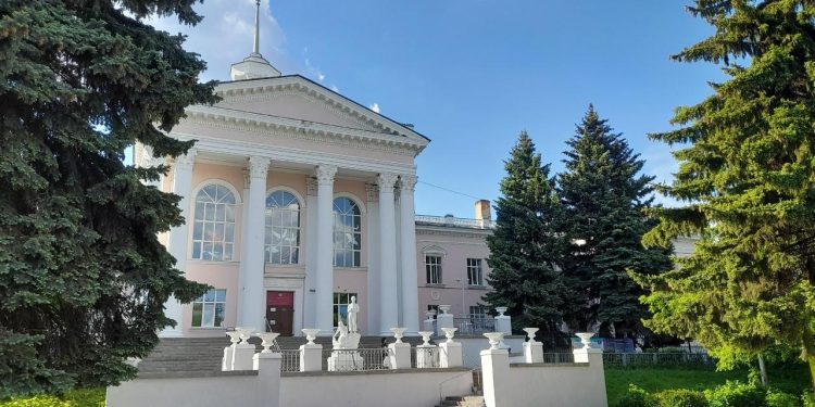 6 апреля в рязанском Дворце детского творчества пройдет День открытых дверей 6 апреля в рязанском Дворце детского творчества пройдет День открытых дверей