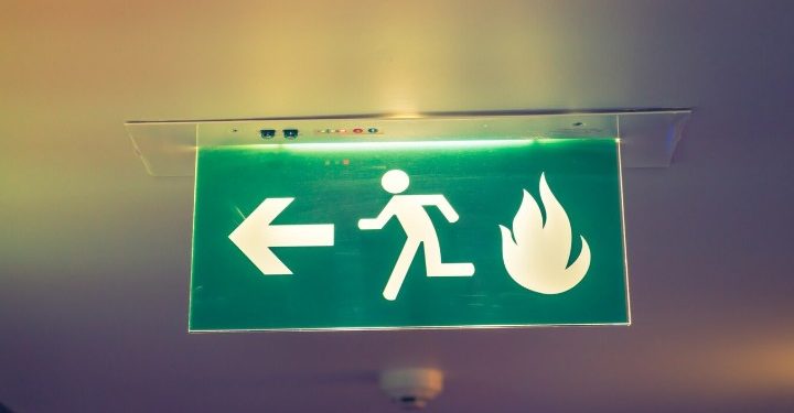 «М5 Молл» в Рязани эвакуировали после сигнала о пожаре «М5 Молл» в Рязани эвакуировали после сигнала о пожаре