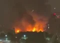 Мощный пожар охватил Измайловский кремль в Москве