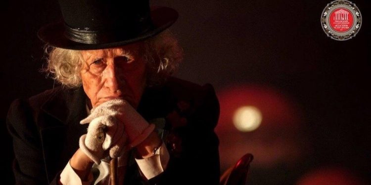 Актеру Рязанского театра драмы Сергею Леонтьеву вручили премию "Золотая маска" Актеру Рязанского театра драмы Сергею Леонтьеву вручили премию «Золотая маска»