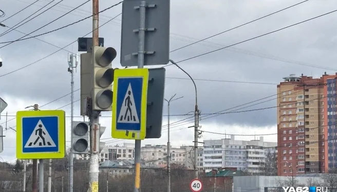 Отключение светофора на Гагарина объяснили в мэрии