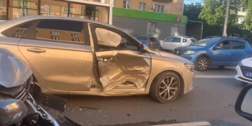 Две легковушки столкнулись на Гагарина