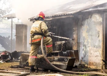 Тело человека нашли на пепелище в Спасском районе