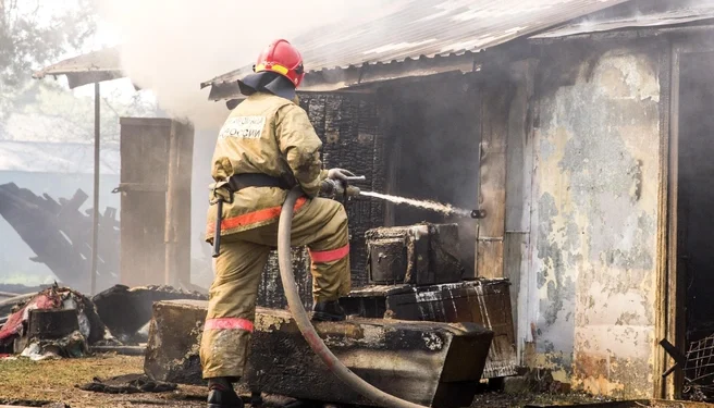 Тело человека нашли на пепелище в Спасском районе