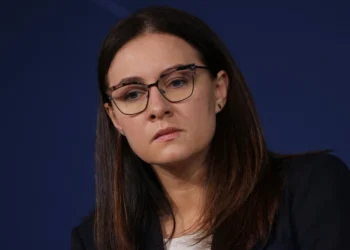 Верховная Рада Украины отправила правительство в отставку