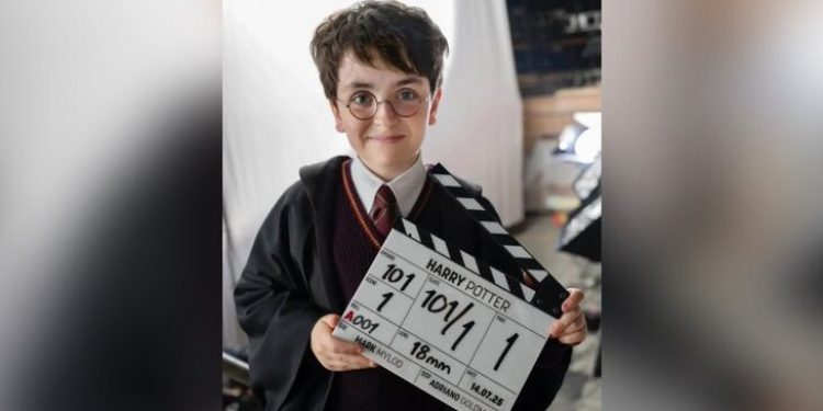 В Сети опубликовали первое фото со съемок сериала HBO о Гарри Поттере