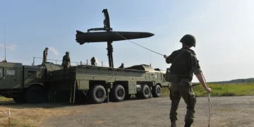 Полиция Рязани задержала мужчину за съемку уничтожения беспилотника