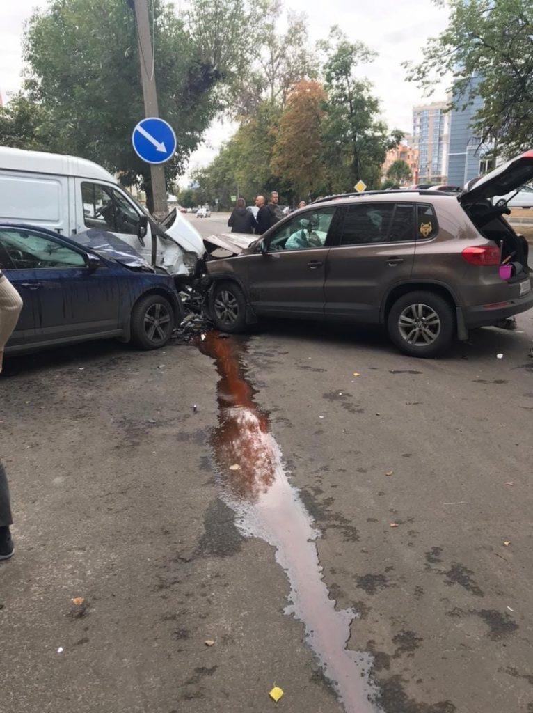 На улице Кудрявцева произошло серьезное массовое ДТП