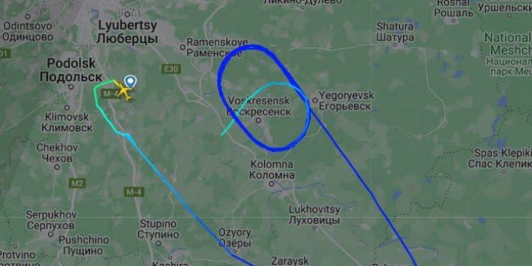 В небе над Рязанью из-за неисправного двигателя развернулся самолет авиакомпании Red Wings