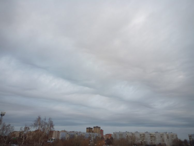 Рязанцы запечатлели в небе облака-асператусы