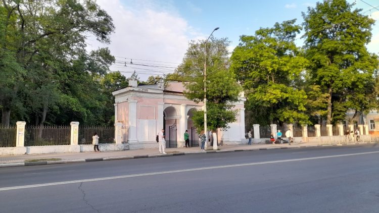 Отремонтированный в Рязани Нижний горсад откроют 9 октября