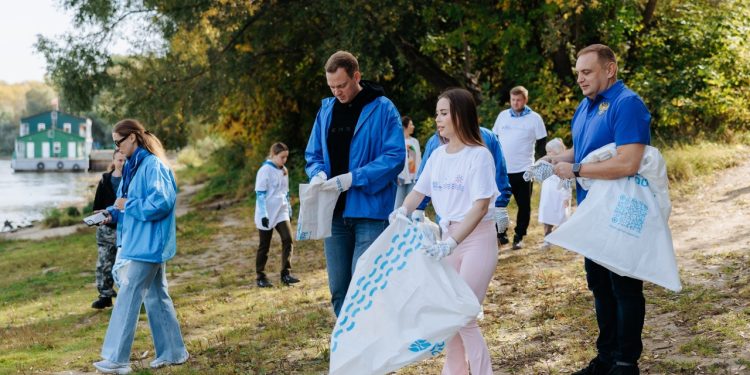 Павел Малков вместе в рязанцами принял участие во Всероссийской акции «Вода России»