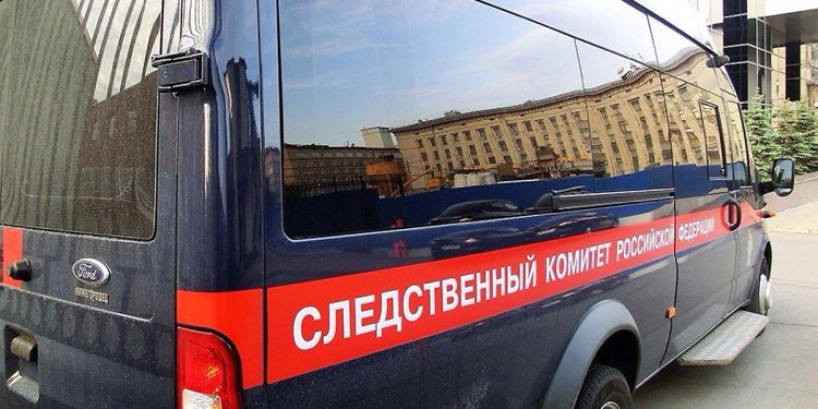 На улице Есенина на остановке умер 55-летний мужчина