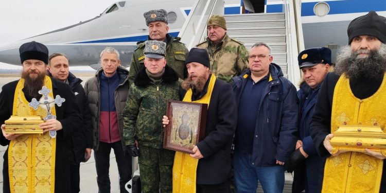 Над Рязанью совершили крестный ход для защиты от атаки БПЛА