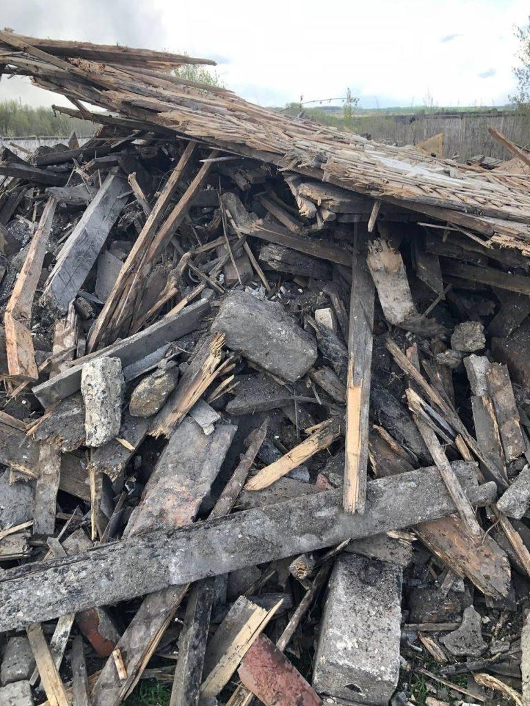 Жители рязанского Скопина пожаловались на мусорный полигон в бывшей воинской части