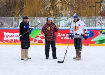 Турнир по хоккею в валенках состоялся в Рязани
