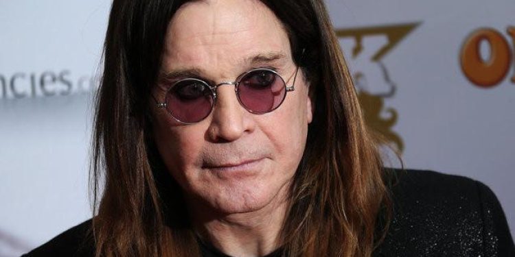 В возрасте 76 лет скончался британский рок-музыкант Оззи Осборн В возрасте 76 лет скончался британский рок-музыкант Оззи Осборн