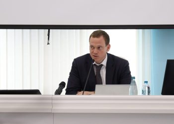 Губернатор Малков собрал рязанских главврачей в ОКБ им. Семашко Губернатор Малков собрал рязанских главврачей в ОКБ им. Семашко