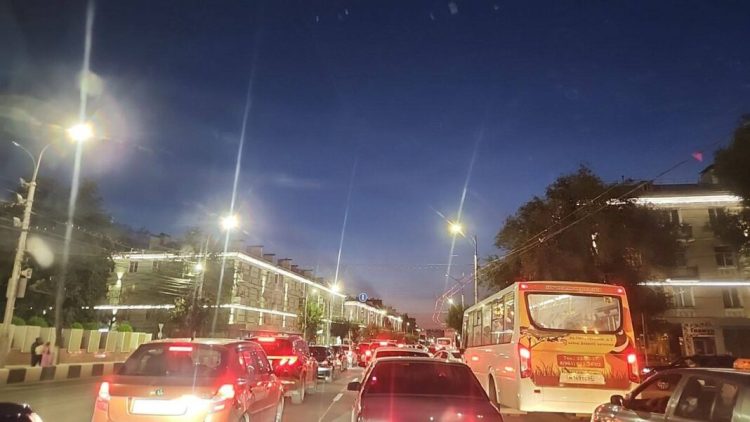 В центре Рязани из-за ДТП скопилась огромная пробка