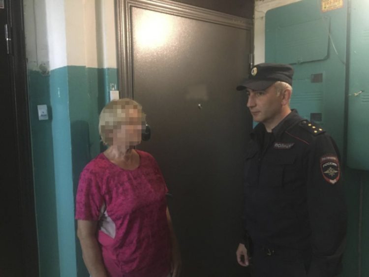 62-летняя рязанка фиктивно прописала в своей квартире иностранца
