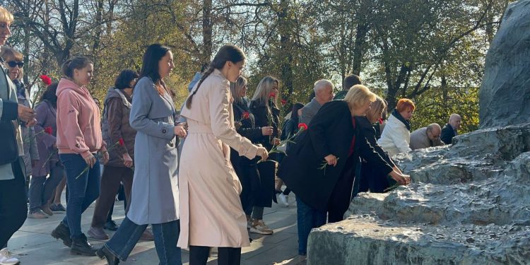 В Рязани прошел поэтический митинг, посвященный 129-летию со дня рождения Сергея Есенина