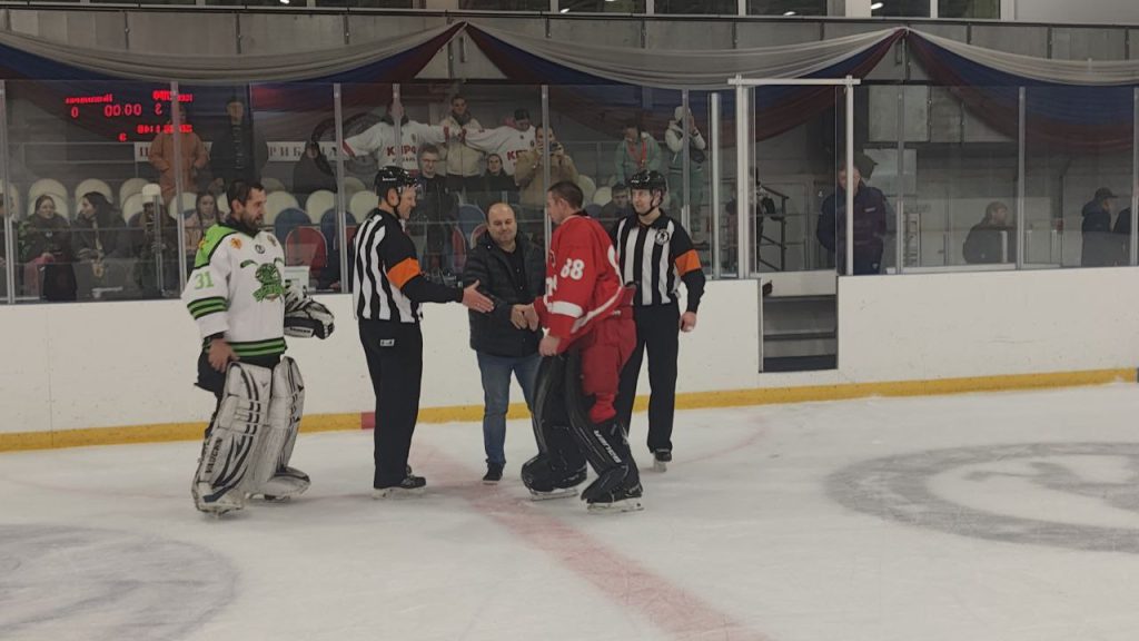 Достойный старт рязанской хоккейной команды КПРФ в 15 сезоне НХЛ