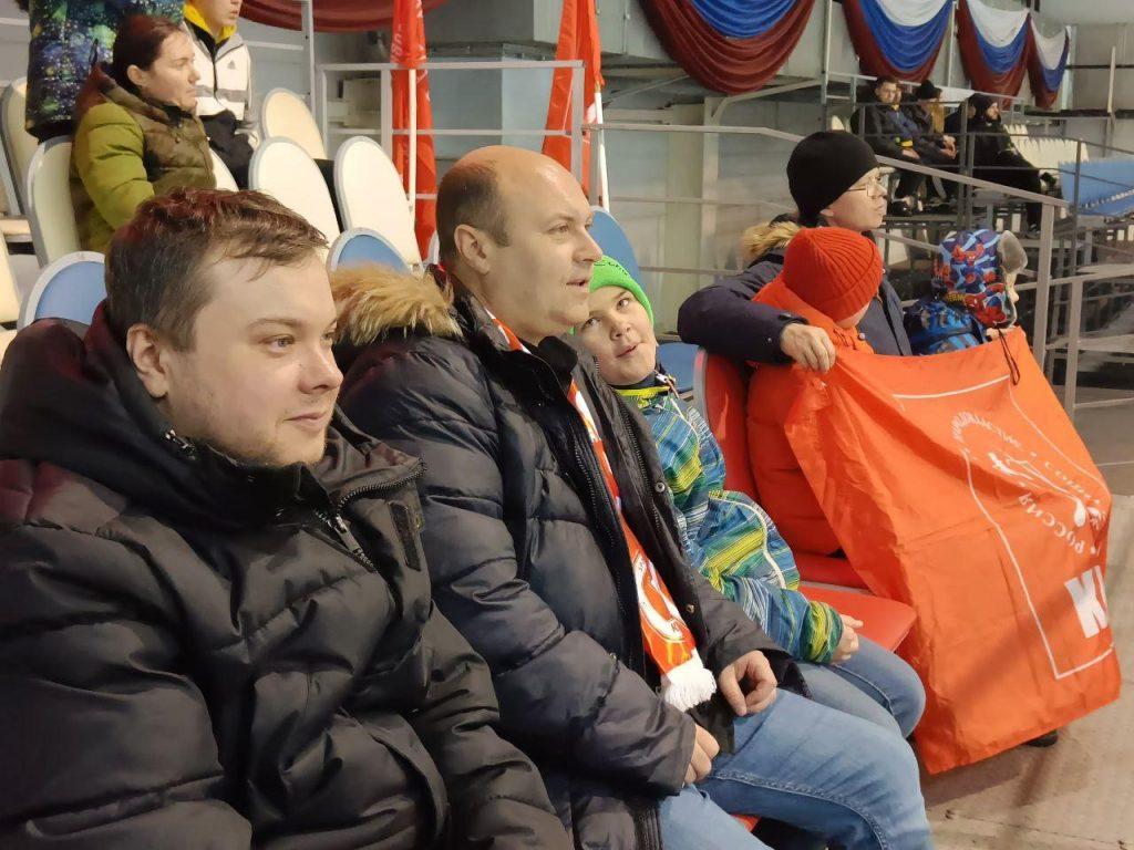 ХК «КПРФ» завершила дебютный сезон в Ночной хоккейной лиге