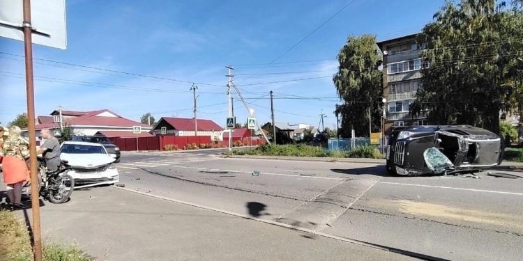 В рязанском Сасове опрокинулся автомобиль