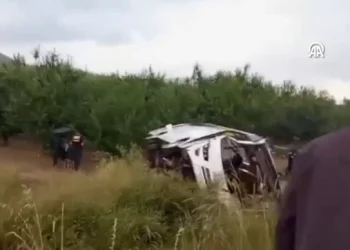 Автобус с туристами разбился в Турции