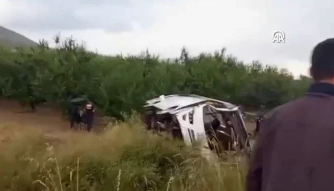 Автобус с туристами разбился в Турции