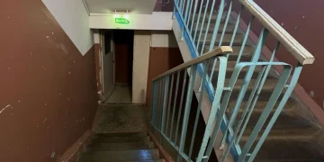 Ревнивец облил кислотой и изрезал ножом бывшую девушку