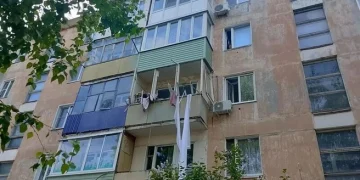 Хлопок в рязанской квартире ликвидировали 20 спасателей