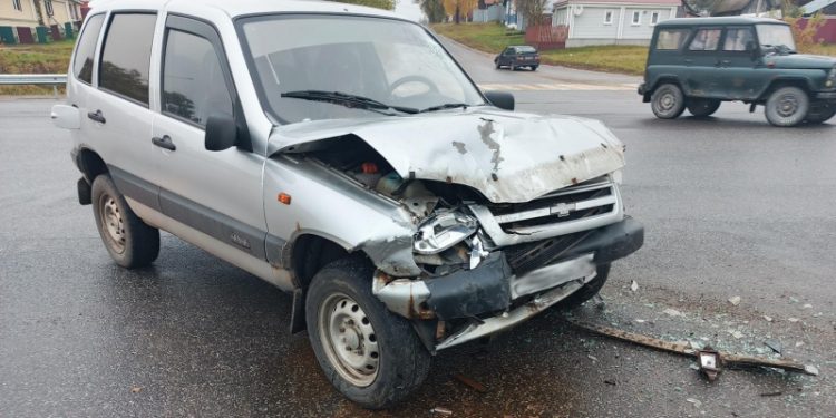 В ДТП в Касимовском районе пострадал 39-летний женщина-водитель на «Chevrolet Niva»