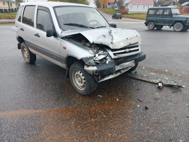 В ДТП в Касимовском районе пострадал 39-летний женщина-водитель на «Chevrolet Niva»