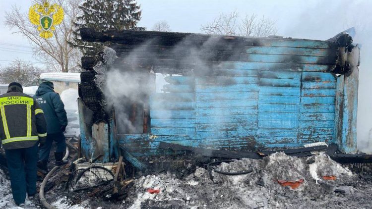 Сегодня в пожаре погибла семья из четырех человек